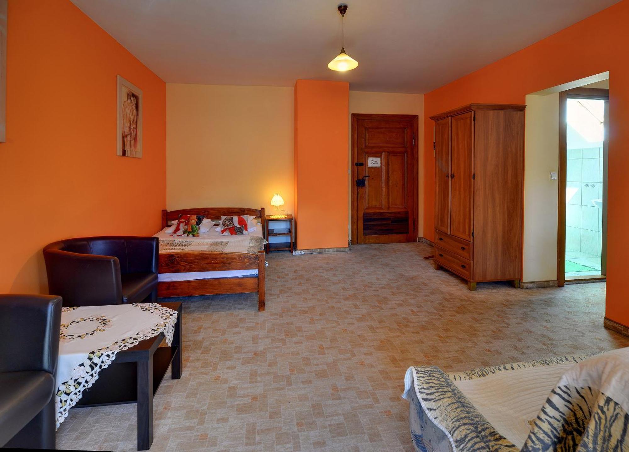 Apartamenty I Pokoje Karpacz - Centrum Karpacza, Parking W Cenie! الغرفة الصورة