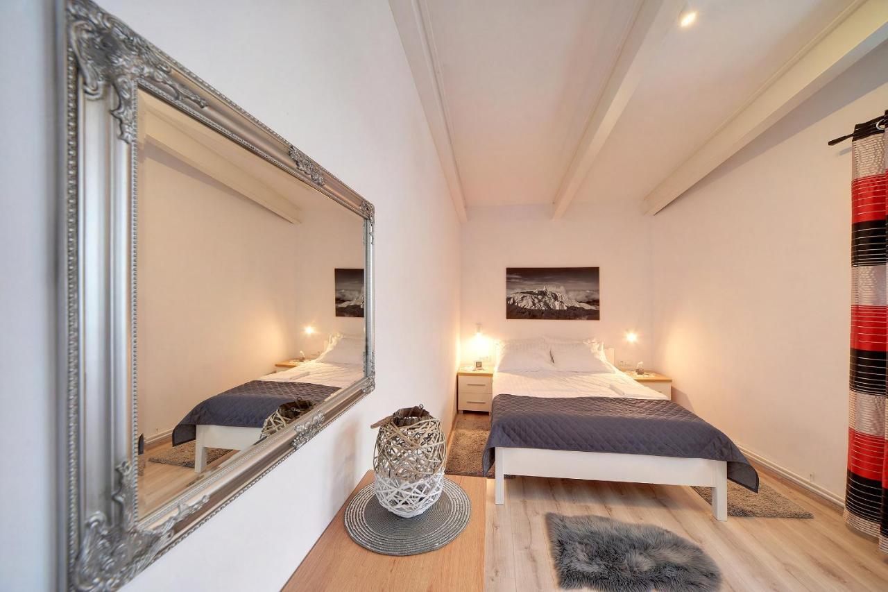 Apartamenty I Pokoje Karpacz - Centrum Karpacza, Parking W Cenie! المظهر الخارجي الصورة